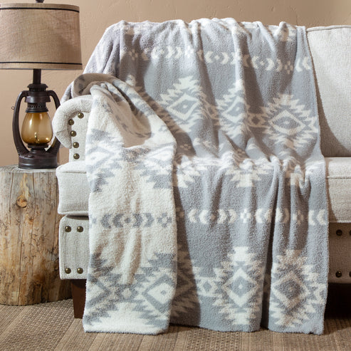 Hazy grey Stretcgy Throw