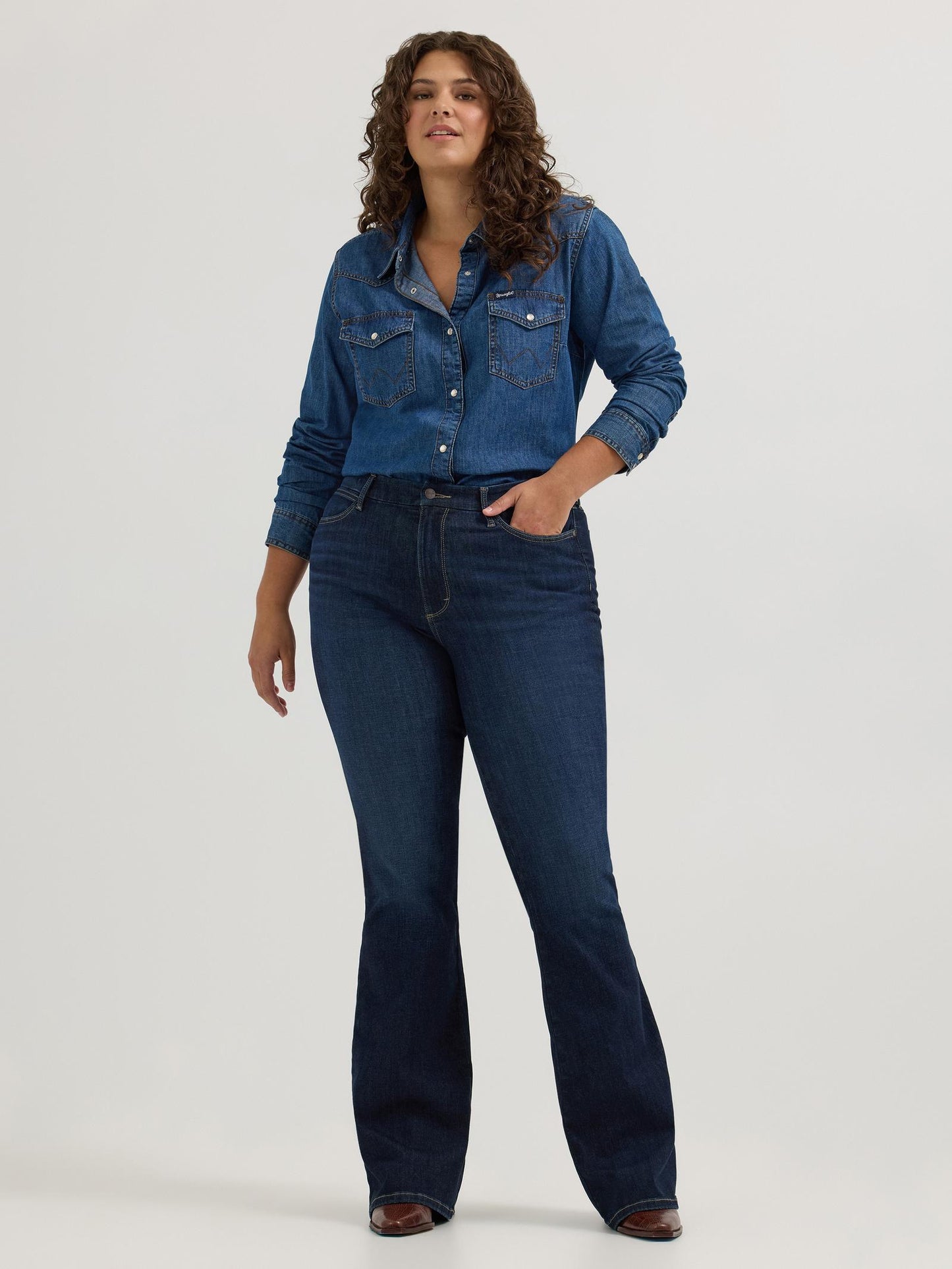 Jeans Ladies Bespoke Flare Madilyn Wrangler