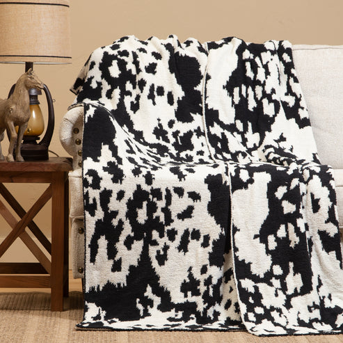 Black & White Cowhide Stretchy Throw